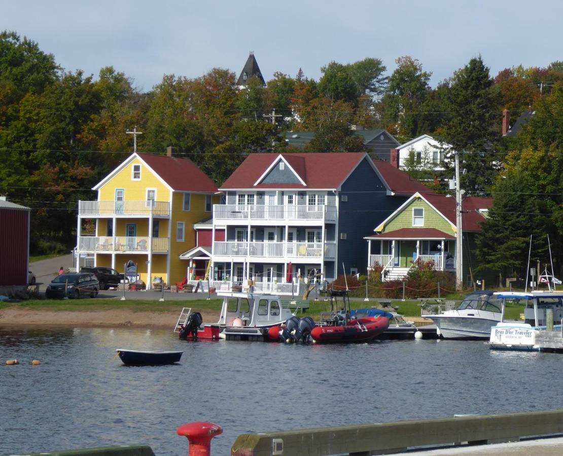 The Water'S Edge Inn & Gallery Baddeck Inlet Kültér fotó