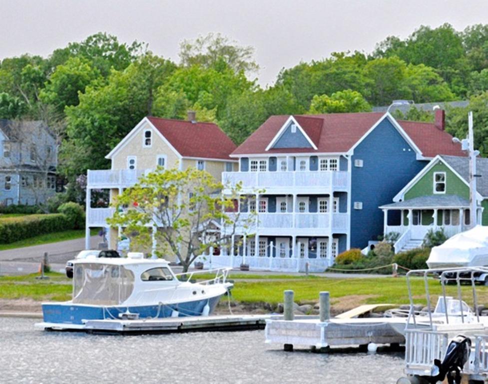 The Water'S Edge Inn & Gallery Baddeck Inlet Kültér fotó