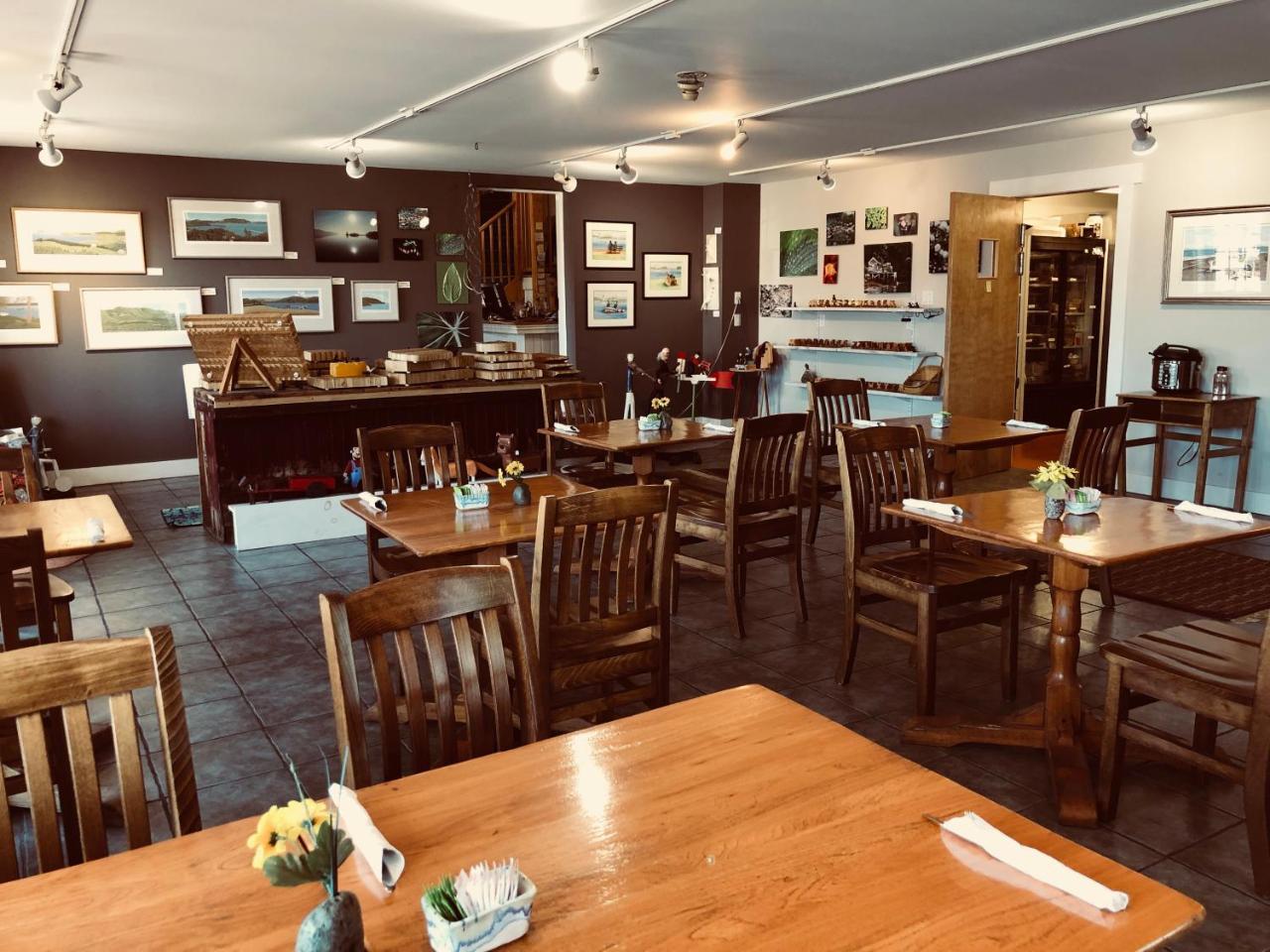 The Water'S Edge Inn & Gallery Baddeck Inlet Kültér fotó